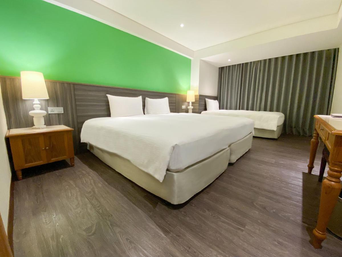 Green World Triple Beds Taipei Luaran gambar