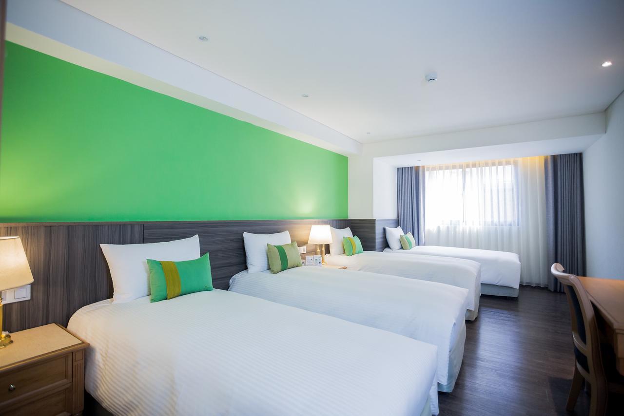 Green World Triple Beds Taipei Luaran gambar